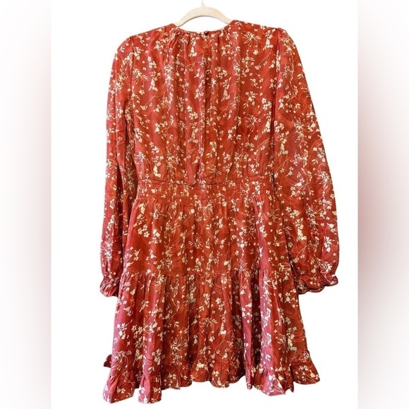 Lulus Floral Print Smocked Mini Dress size M - Picture 6 of 10